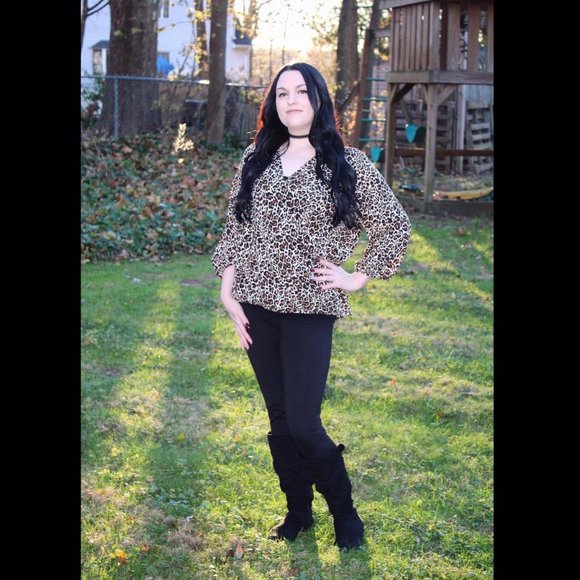 Meet your Posher, Kareena - Picture 1 of 2